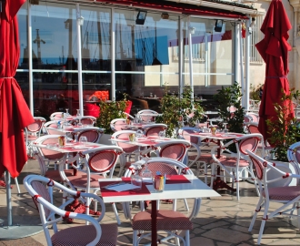 Grand caf de la rade Mobilier professionnel restaurant htellerie CHR
