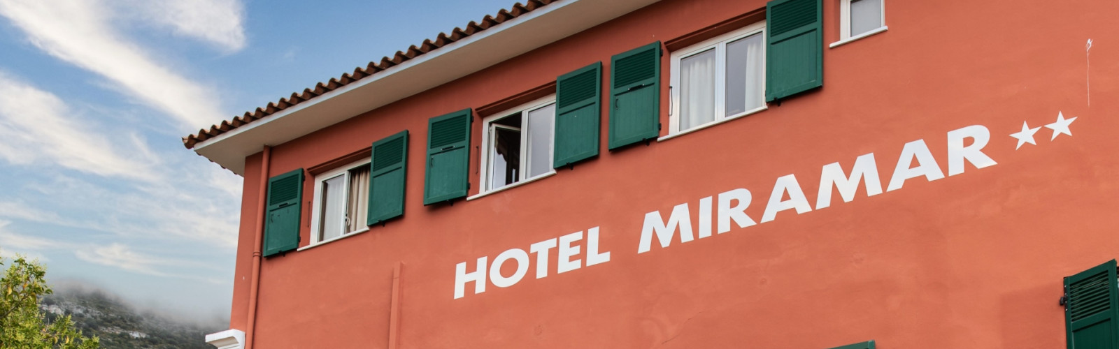 Hotel le Miramar mobilier coulomb CHR mobilier PROFESSIONNEL