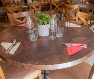 Le vesuvio - mobilier coulomb - CHR - MOBILIER PROFESSIONNEL