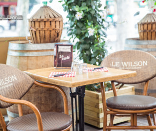 Le Wilson à arles - mobilier coulomb - mobilier professionnel - CHR - restaurant