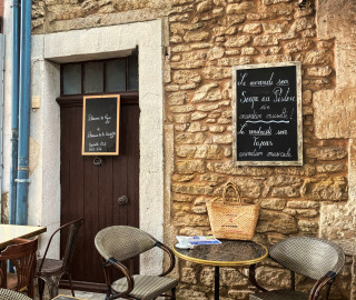 Café de la poste restaurant hôtellerie mobilier professionnel - CHR - mobilier coulomb
