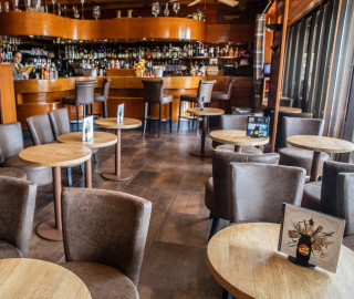 Le centre - MOBILIER COULOMB - CHR - mobilier professionnel - restaurant