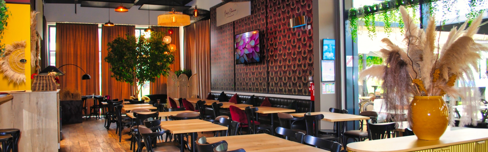 Chez etienne - restaurant - hôtellerie - mobilier professionnel - CHR - mobilier coulomb