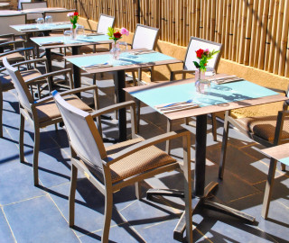 La boussole à Ollioules - mobilier coulomb - mobilier professionnel - CHR - restaurant