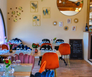 La boussole à Ollioules - mobilier coulomb - mobilier professionnel - CHR - restaurant